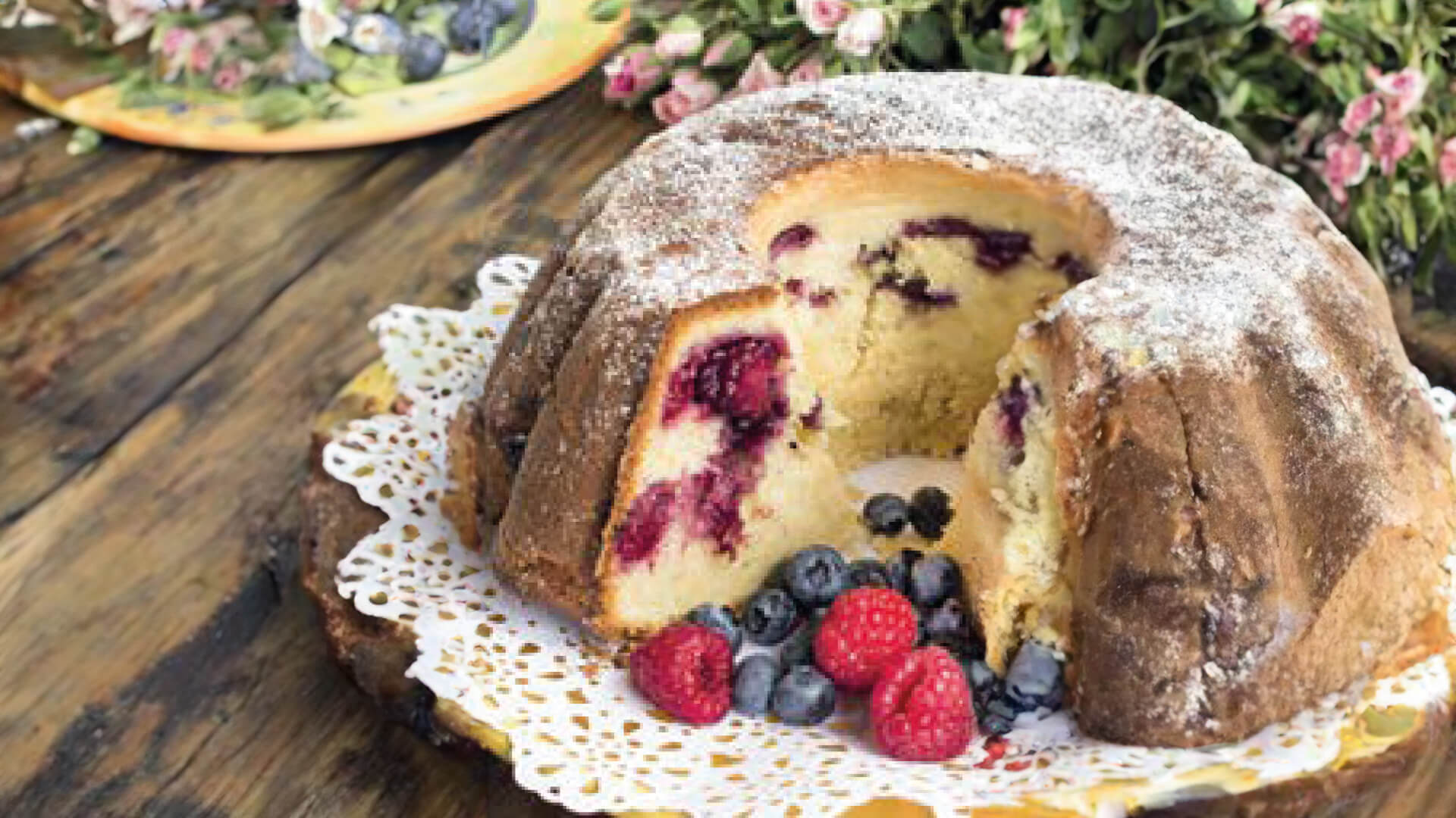 Bundt cake de frutillas