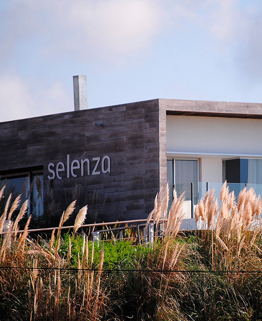 Selenza showroom